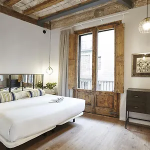 apartments-in-barcelona-jaume-i.topbarcelonahotels.com/